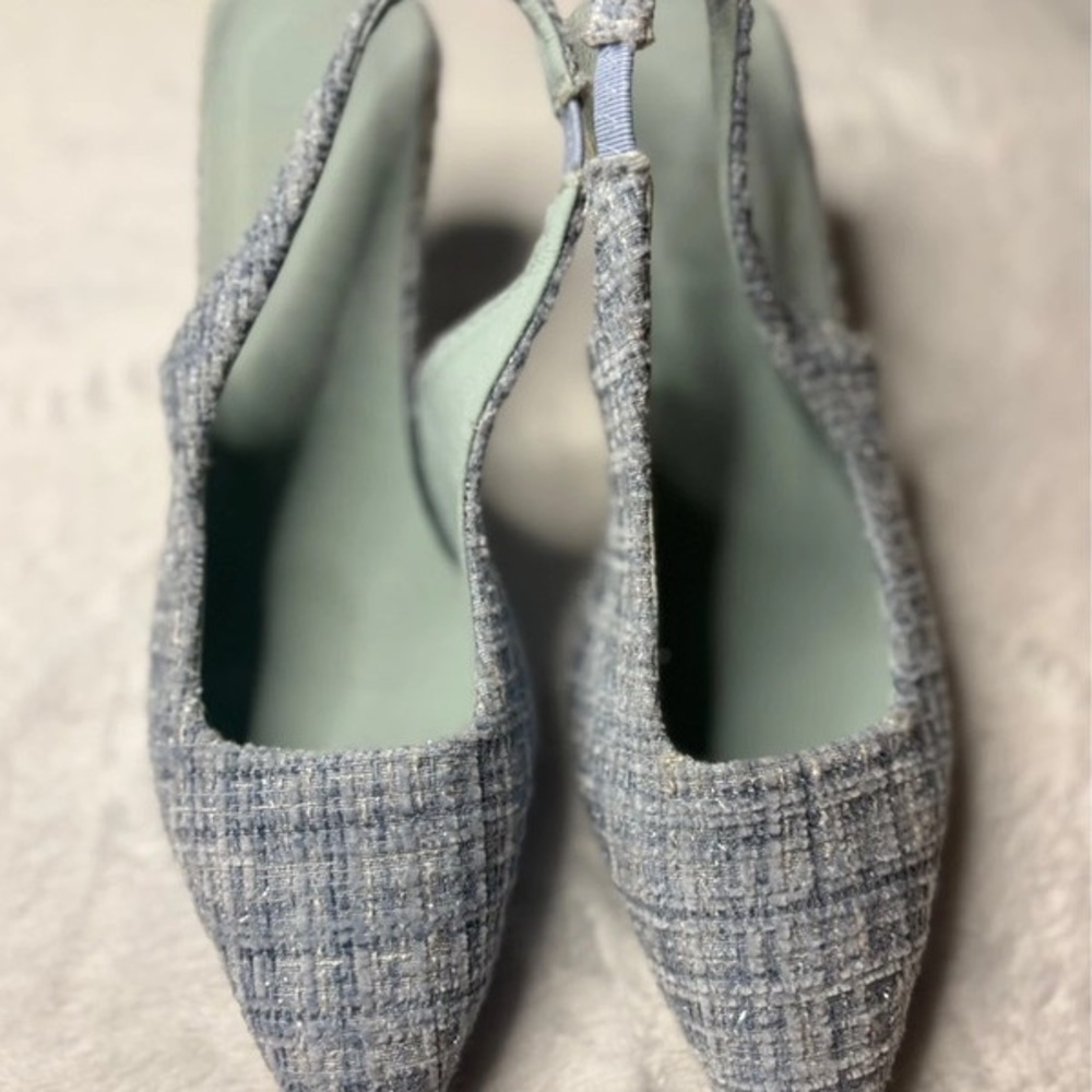 Chic Blue Heels with Textured Finish